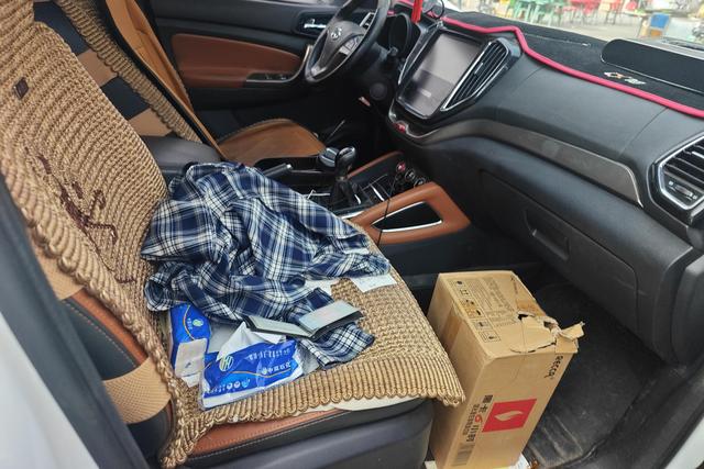 Changan Auchan CX70 2017 CX 70 T 1.5 T MT — фото 8