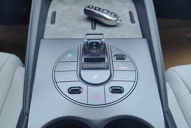 BYD Seal 06 2024 — фото 14
