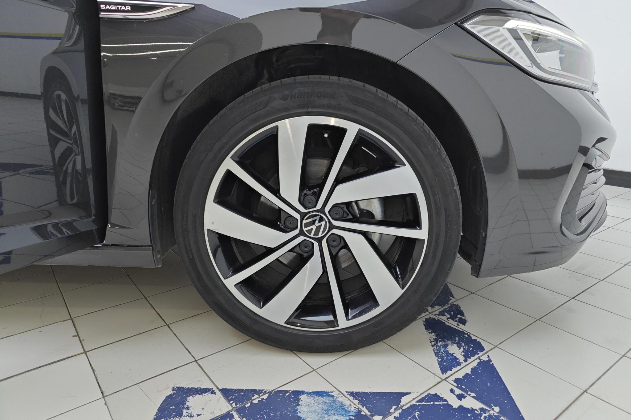 Volkswagen Sagitar 2023 300TSI DSG