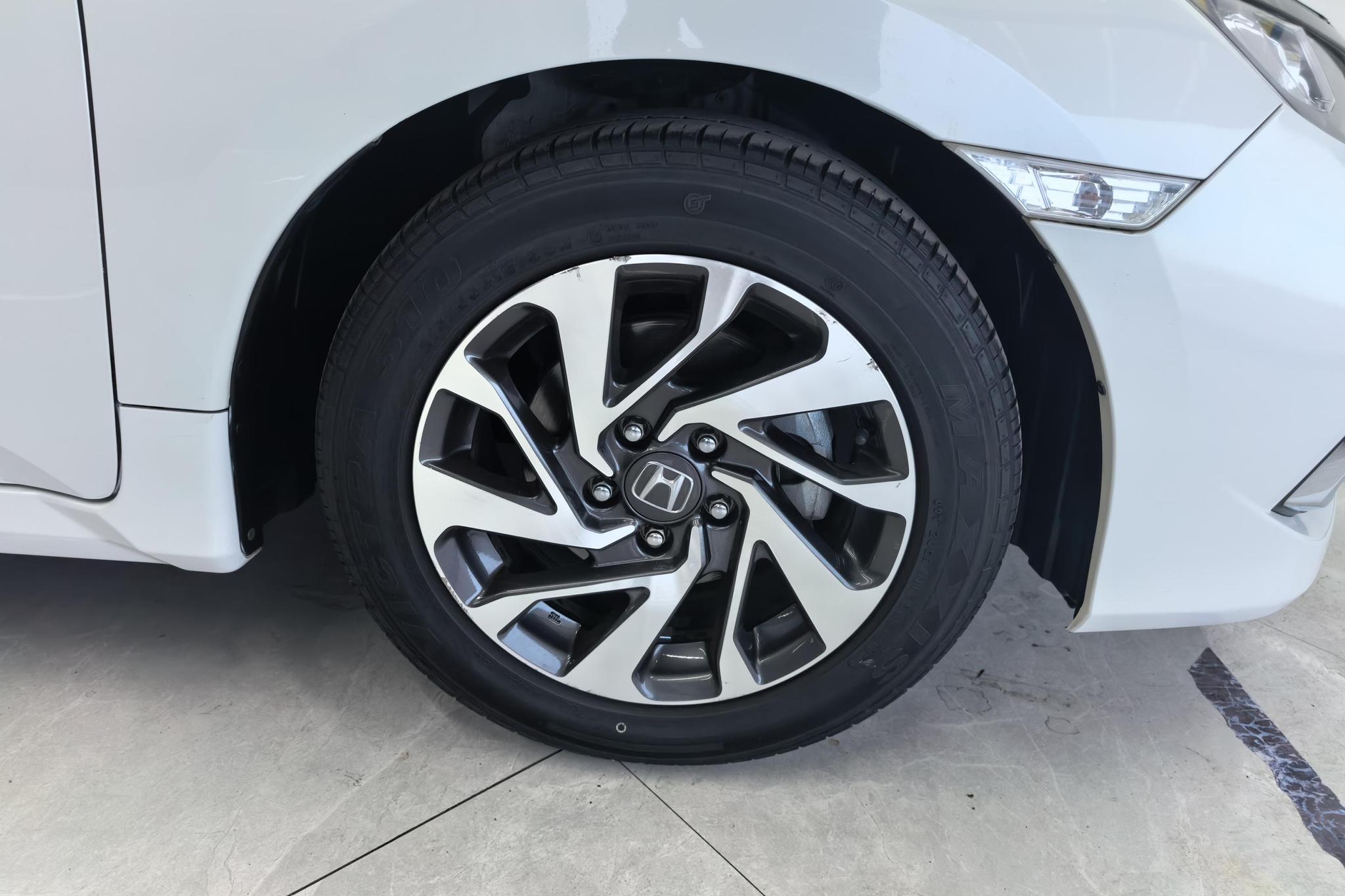 Honda Civic 2019 180TURBO CVT VI