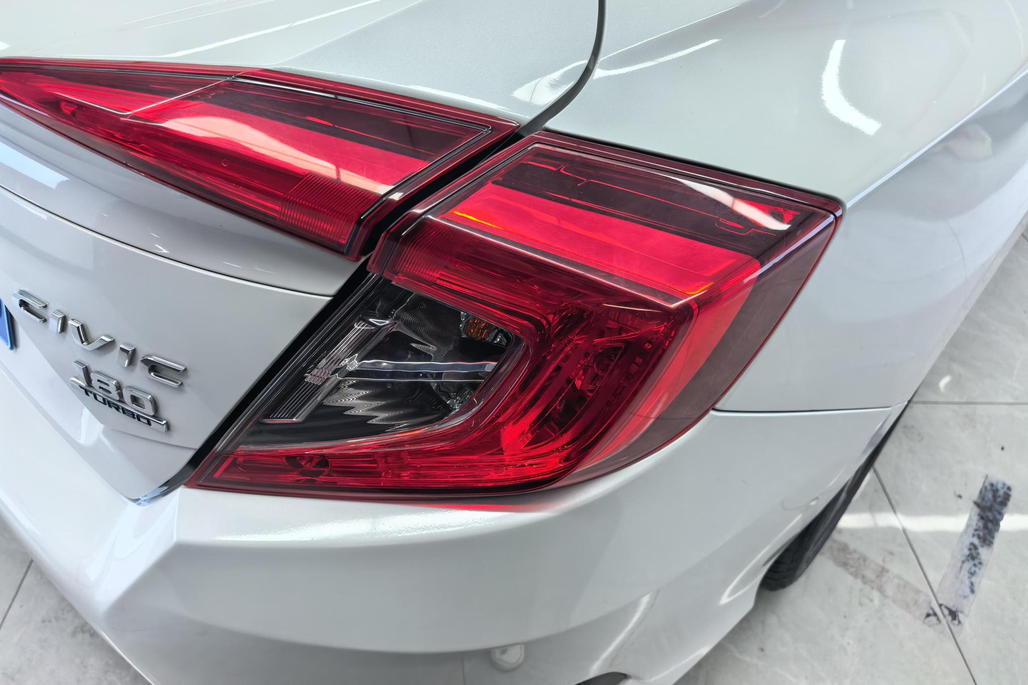 Honda Civic 2019 180TURBO CVT VI