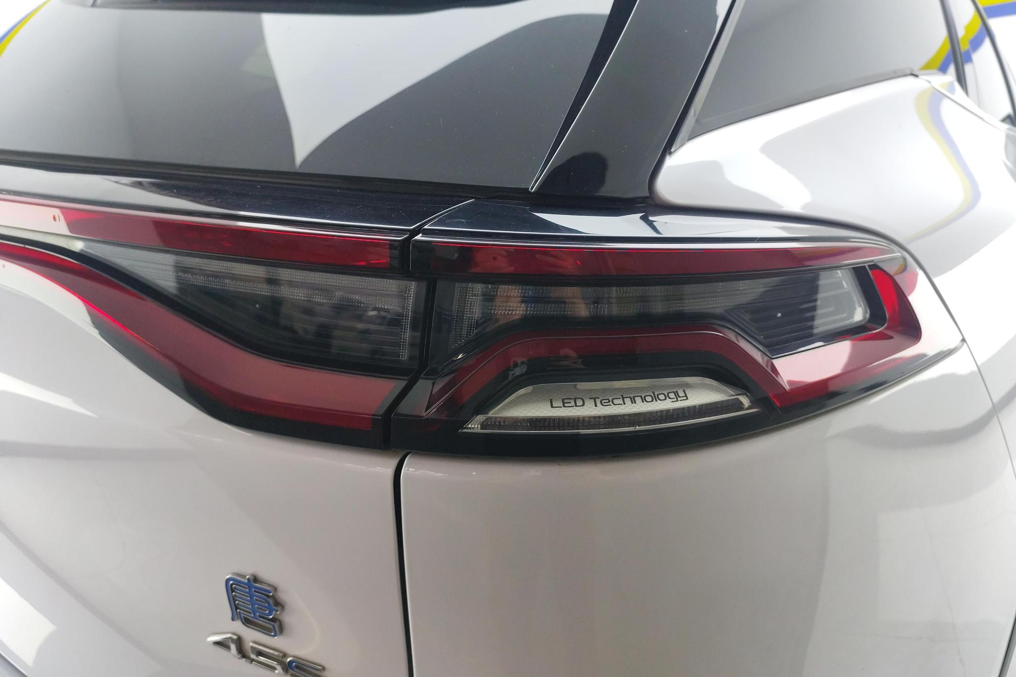 BYD Tang DM 2018 DM 2.0T 5 мест V