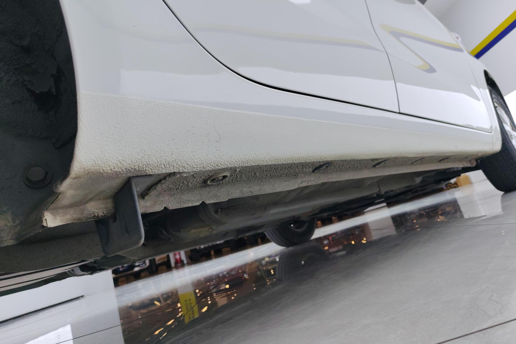Kia K2 2015 1.4L MT GLS