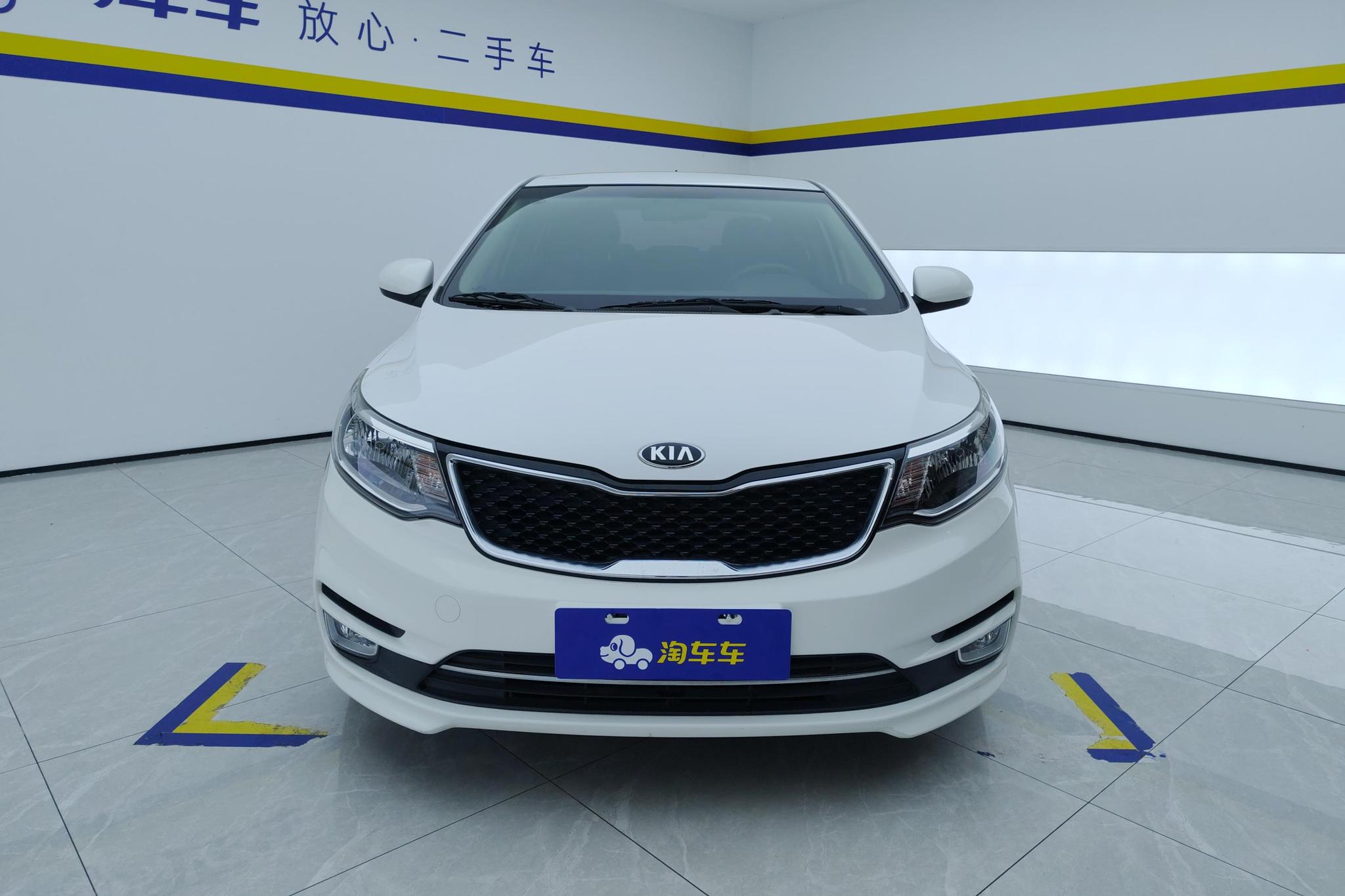 Kia K2 2015 1.4L MT GLS