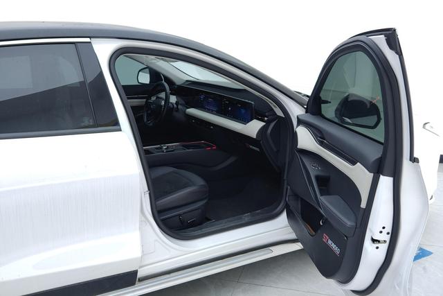 Ford Mondeo 2022 Eco Boost 245 Luxury — фото 11