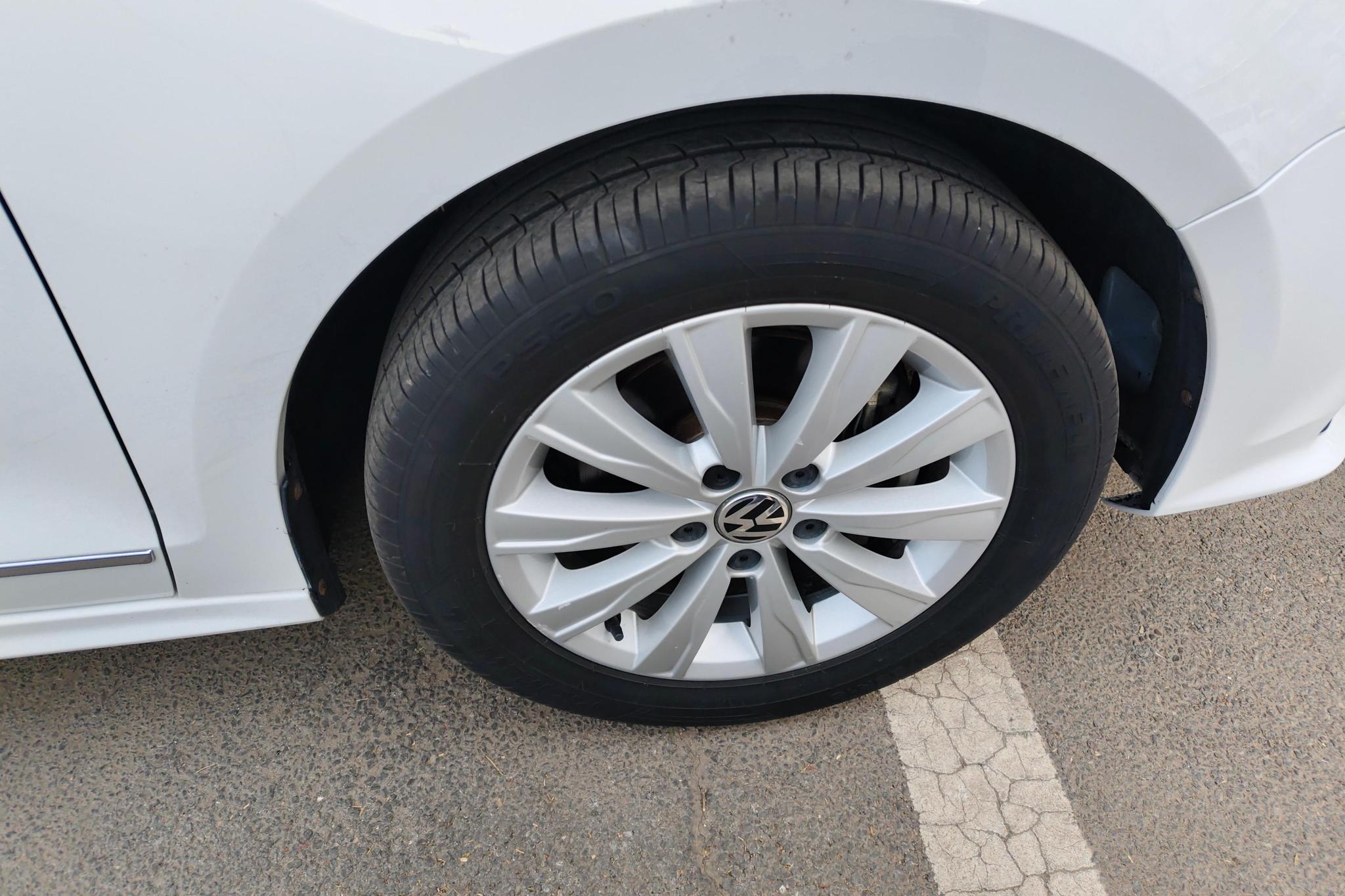 Volkswagen Sagitar 2015 230TSI AT Comfort