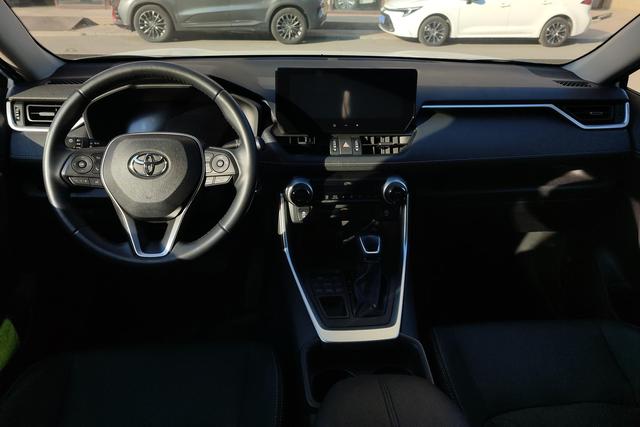 Toyota Wildlander 2023 2.0 L 4 WD PLUS — фото 13