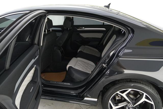 Volkswagen Magotan id 4320872 из Китая 13