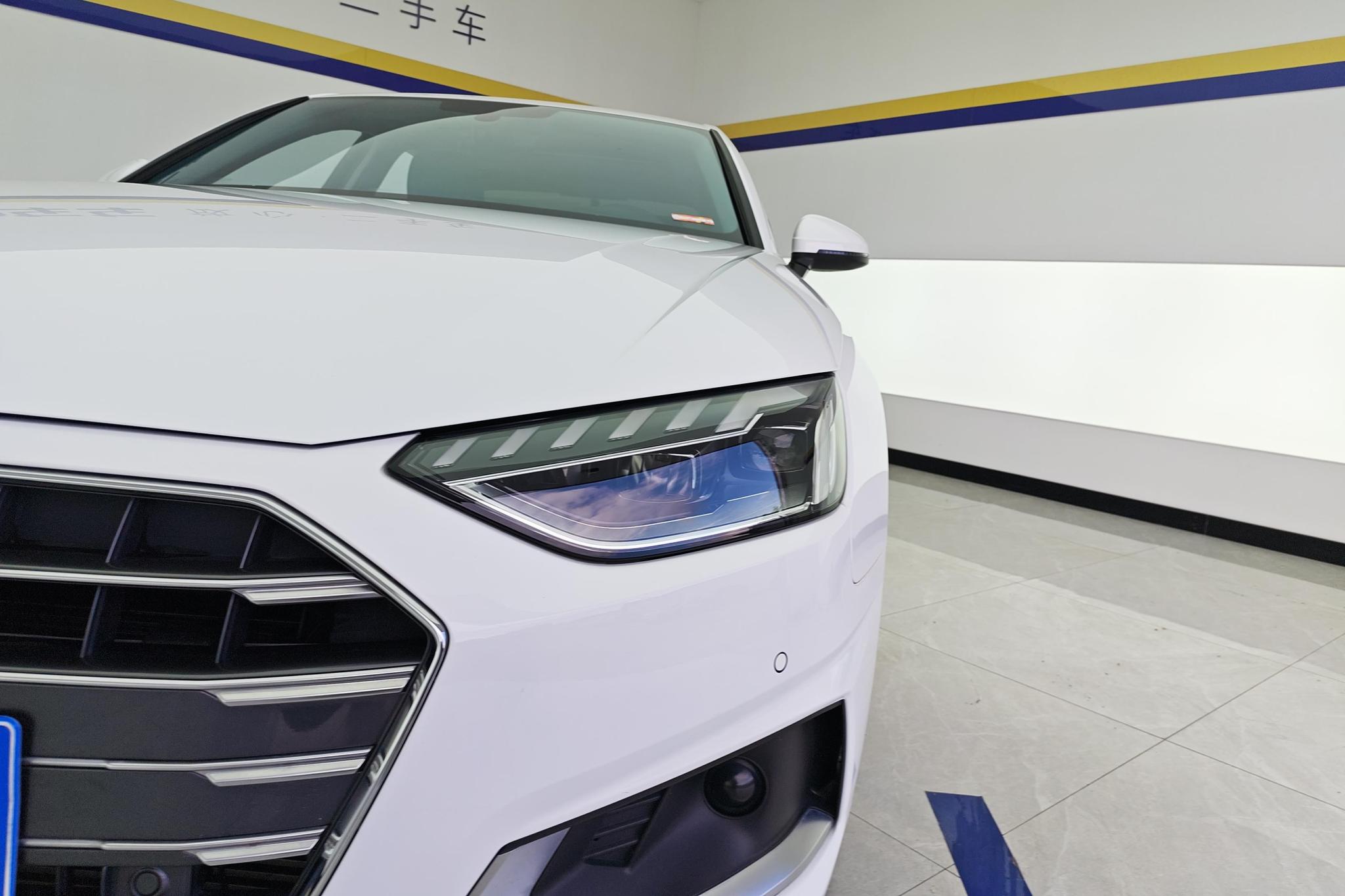Audi A4L 2022 40 TFSI Fashion