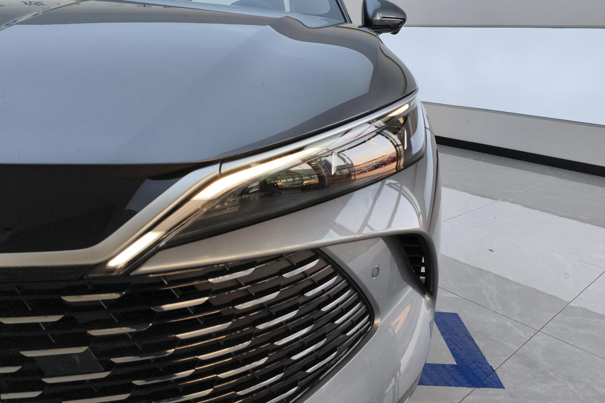 BYD Qin L L DM 2025 Smart Drive DM-i 80KM Lead