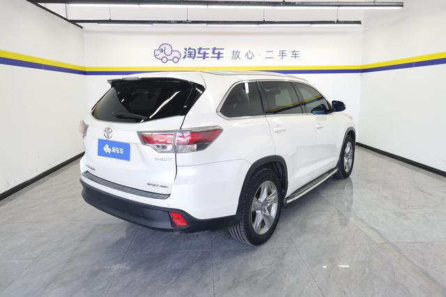 Toyota Highlander 2017 — фото 3