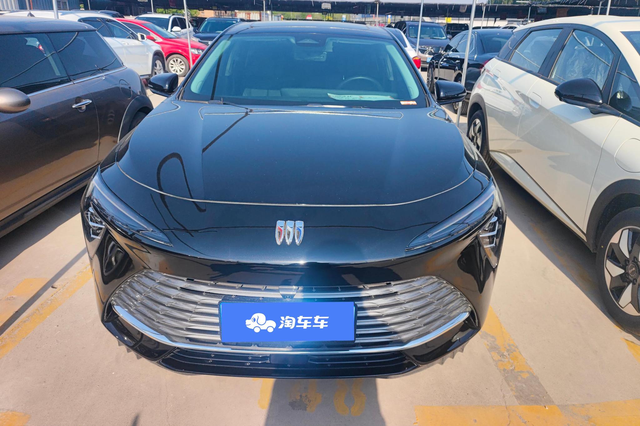 Buick LaCrosse 2023 28T AT