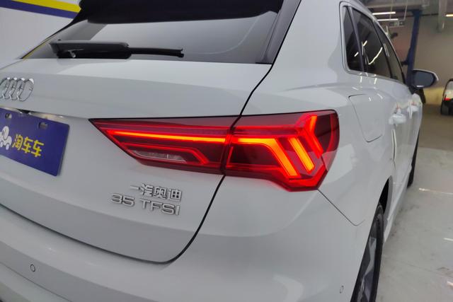 Audi Q3 2021 — фото 10