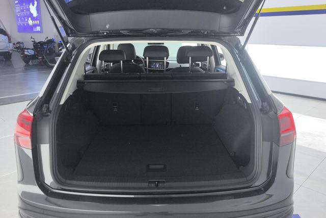 Volkswagen Tayron 2019 330 TSI 2 WDLuxury VI — фото 17