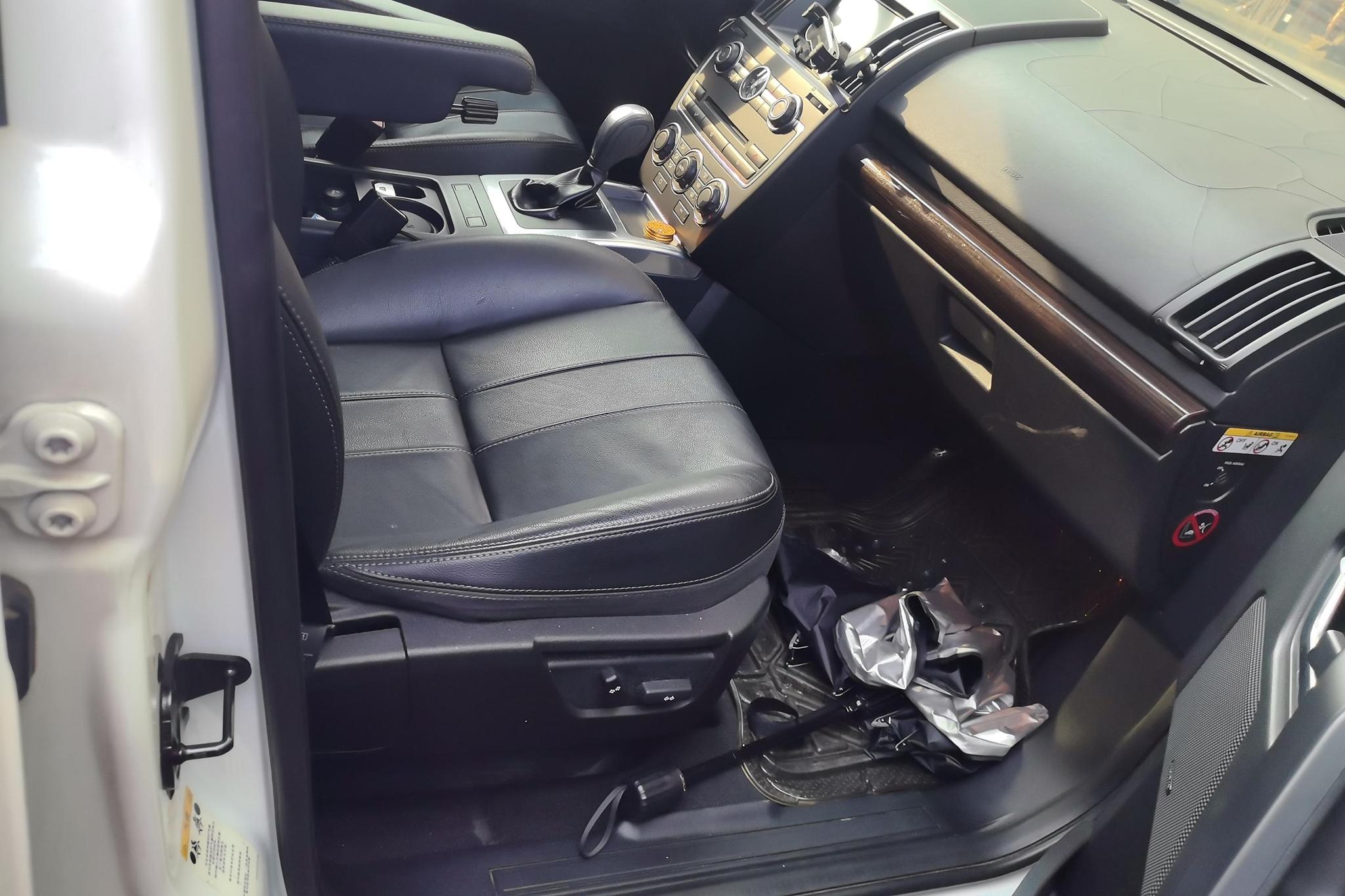 Land Rover 2 012 2.0T Si4 SE