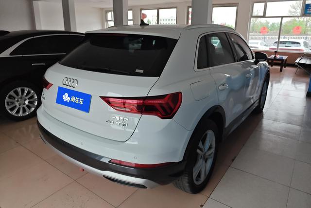 Audi Q3 2019 40 TFSI — фото 3