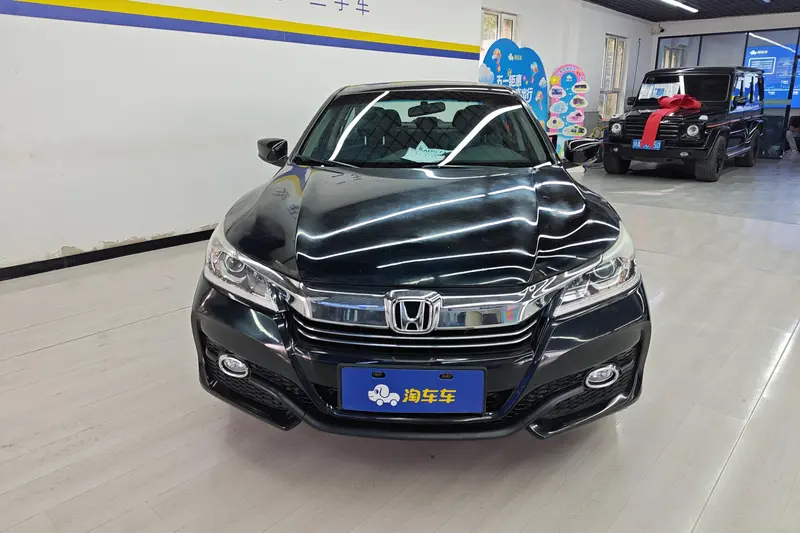Honda Accord — фото 2
