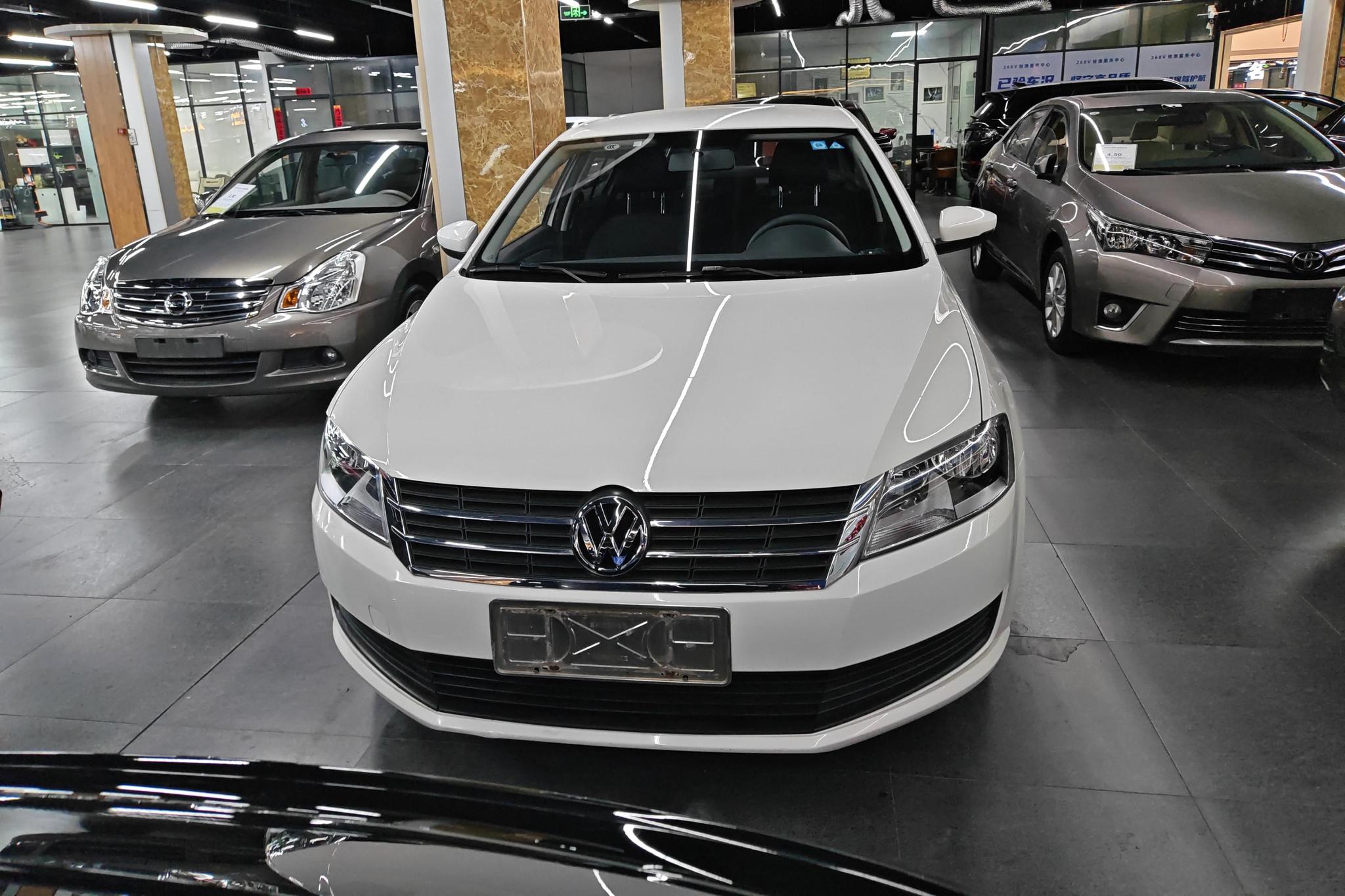 Volkswagen Lavida 2013 1.6L AT