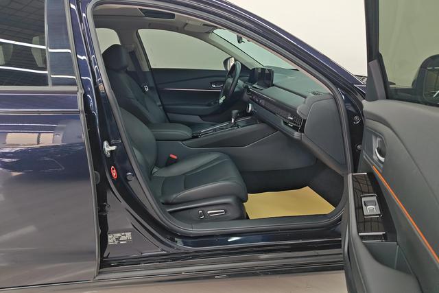 Honda Accord 2023 — фото 15