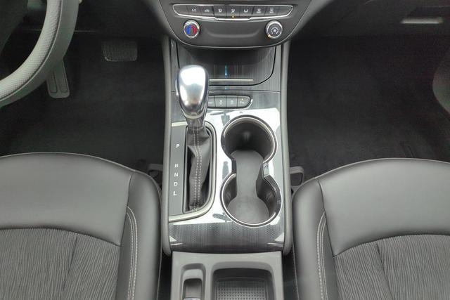 Buick Verano 2020 20 T CVTLeading — фото 14