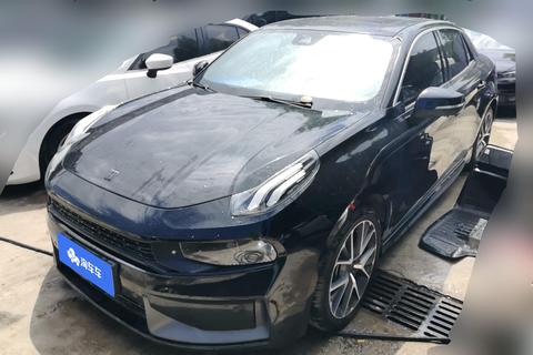 Lynk & Co 03