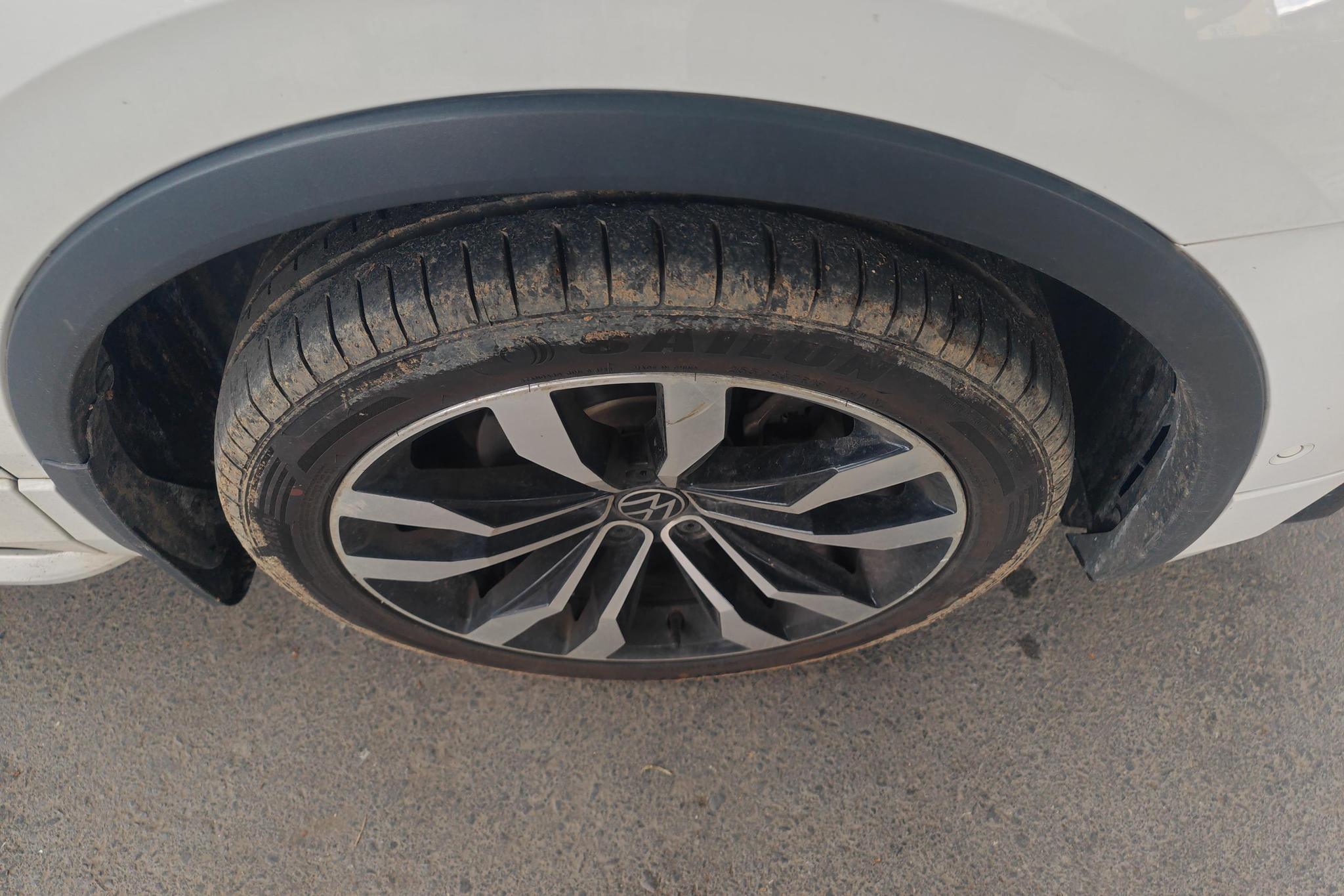 Volkswagen Tiguan L L 2021 330TSI AT R-Line