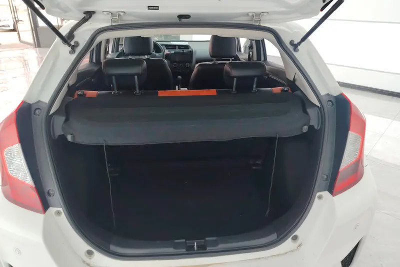 Honda Fit — фото 13