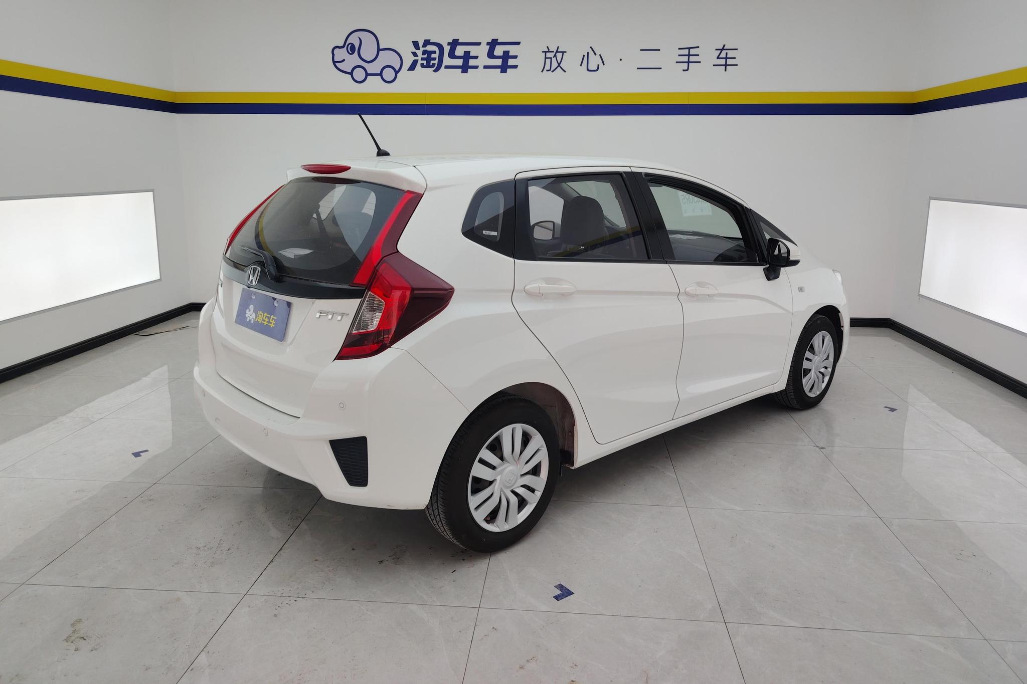 Honda Fit 2016 1.5L LXS CVT Comfort