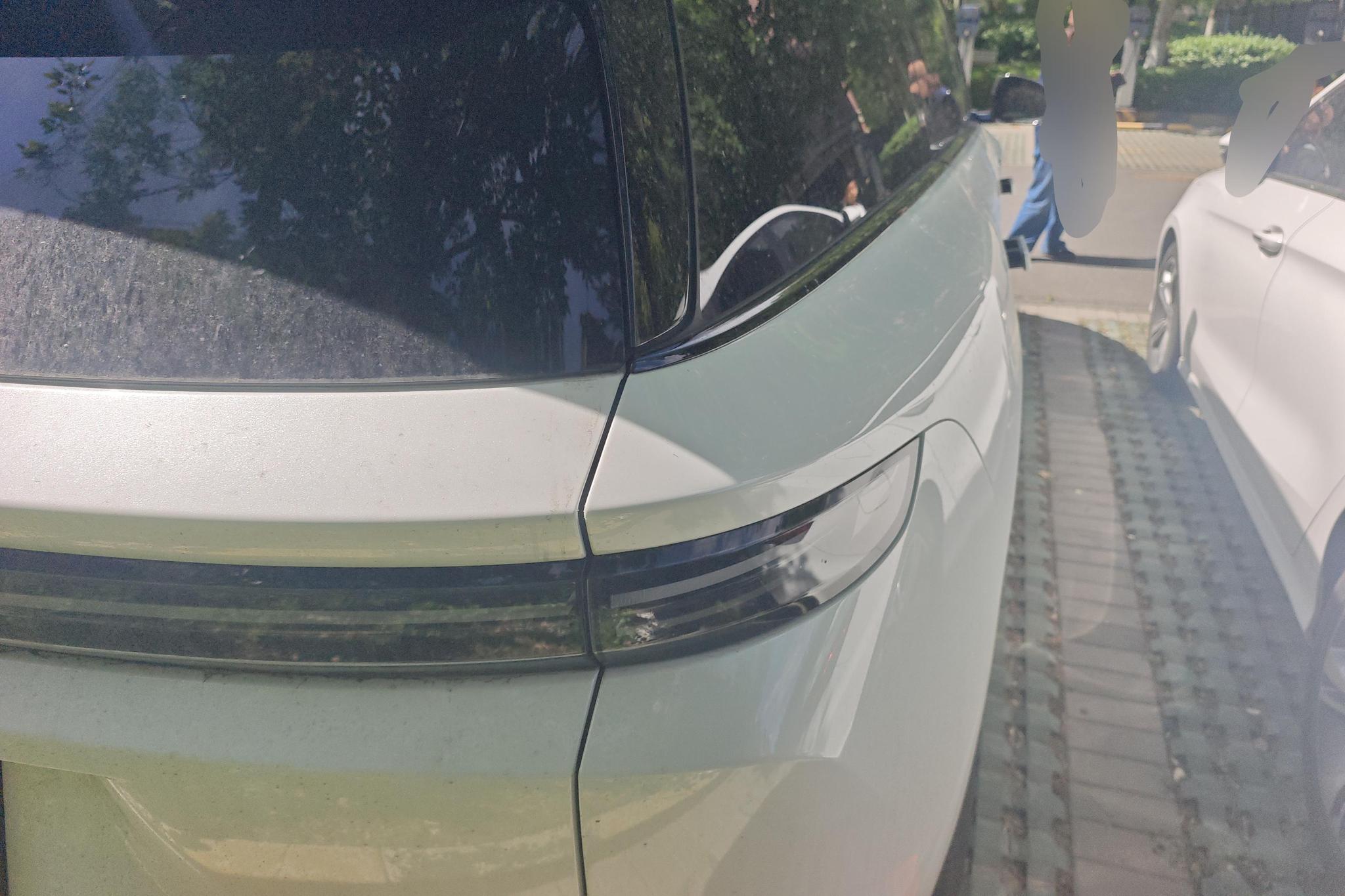 Li Auto i8 2025 Standard