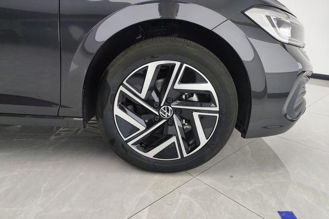 Volkswagen Sagitar 2026 3000 300 TSI DSG — фото 8