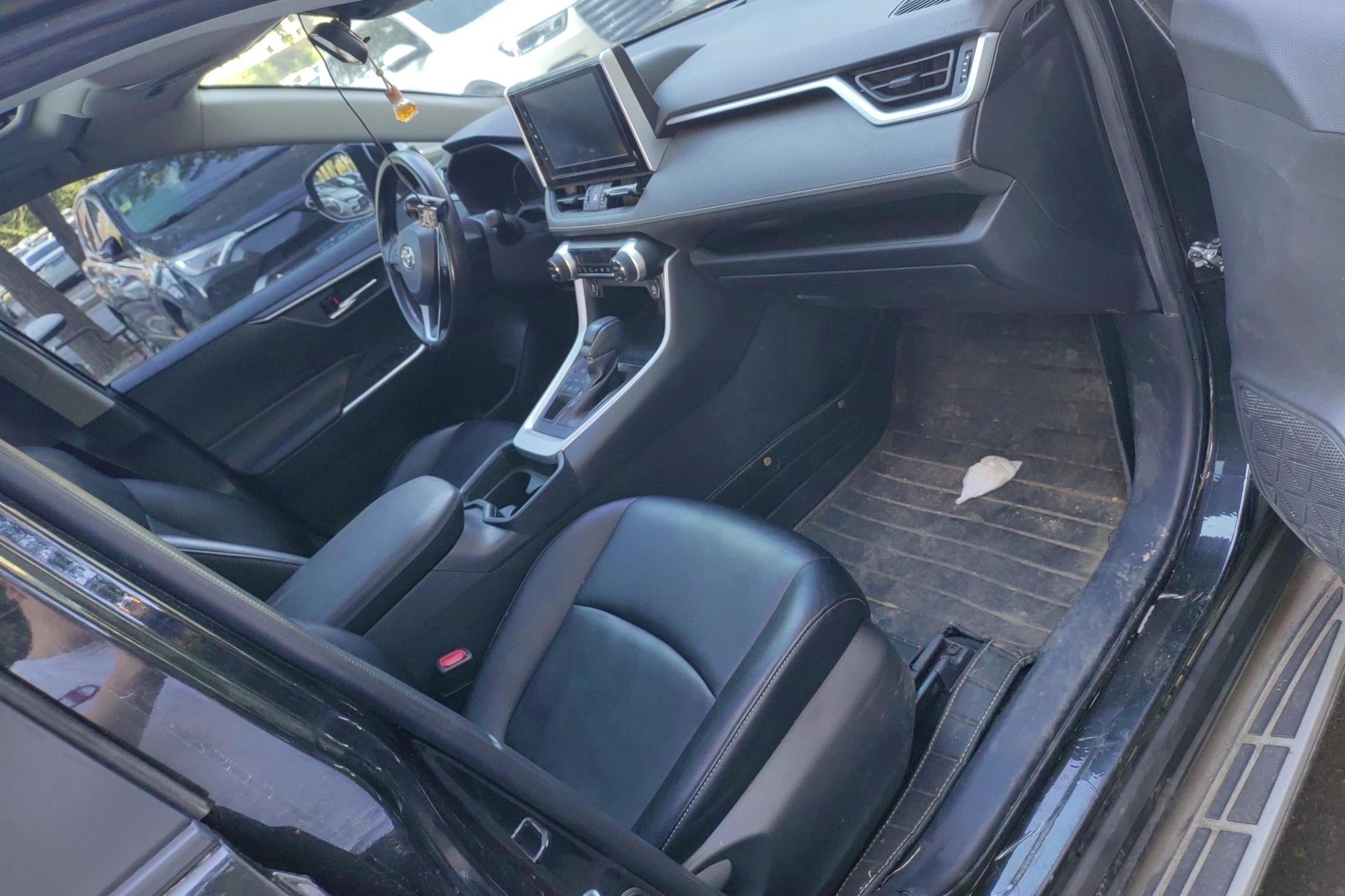 Toyota RAV4 2020 2.0L CVT