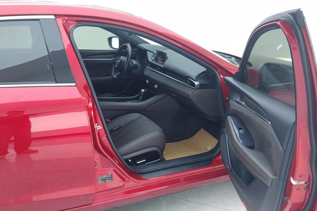 Mazda Atenza — фото 16