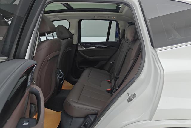 BMW X3 2022 x Drive 25i M — фото 16