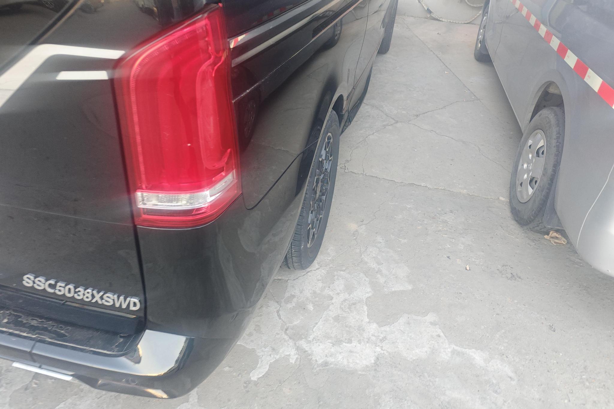 Mercedes-Benz V-Class V 2022 V 260 Luxury
