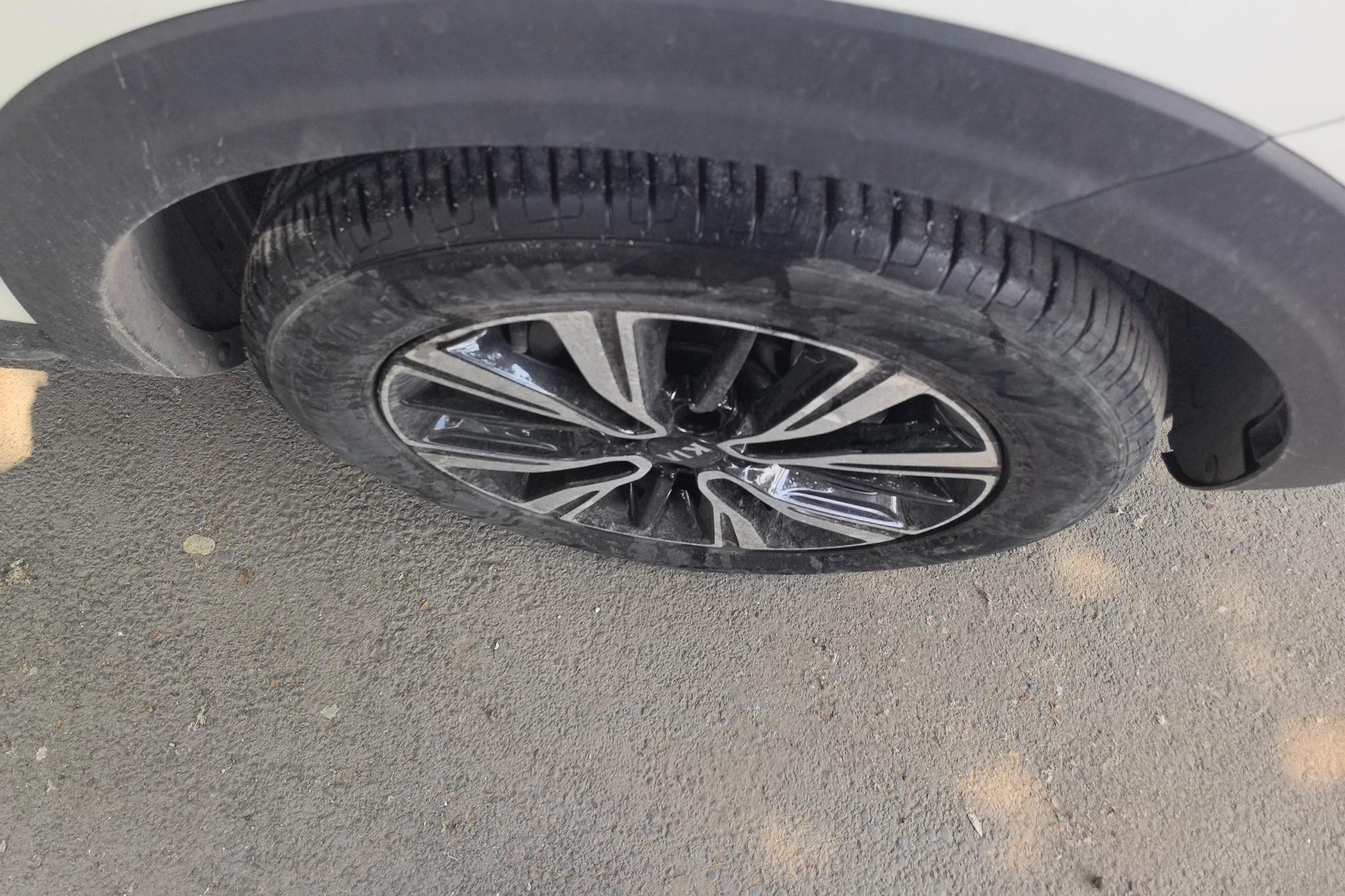 Kia KX1 2019 1.4L AT V