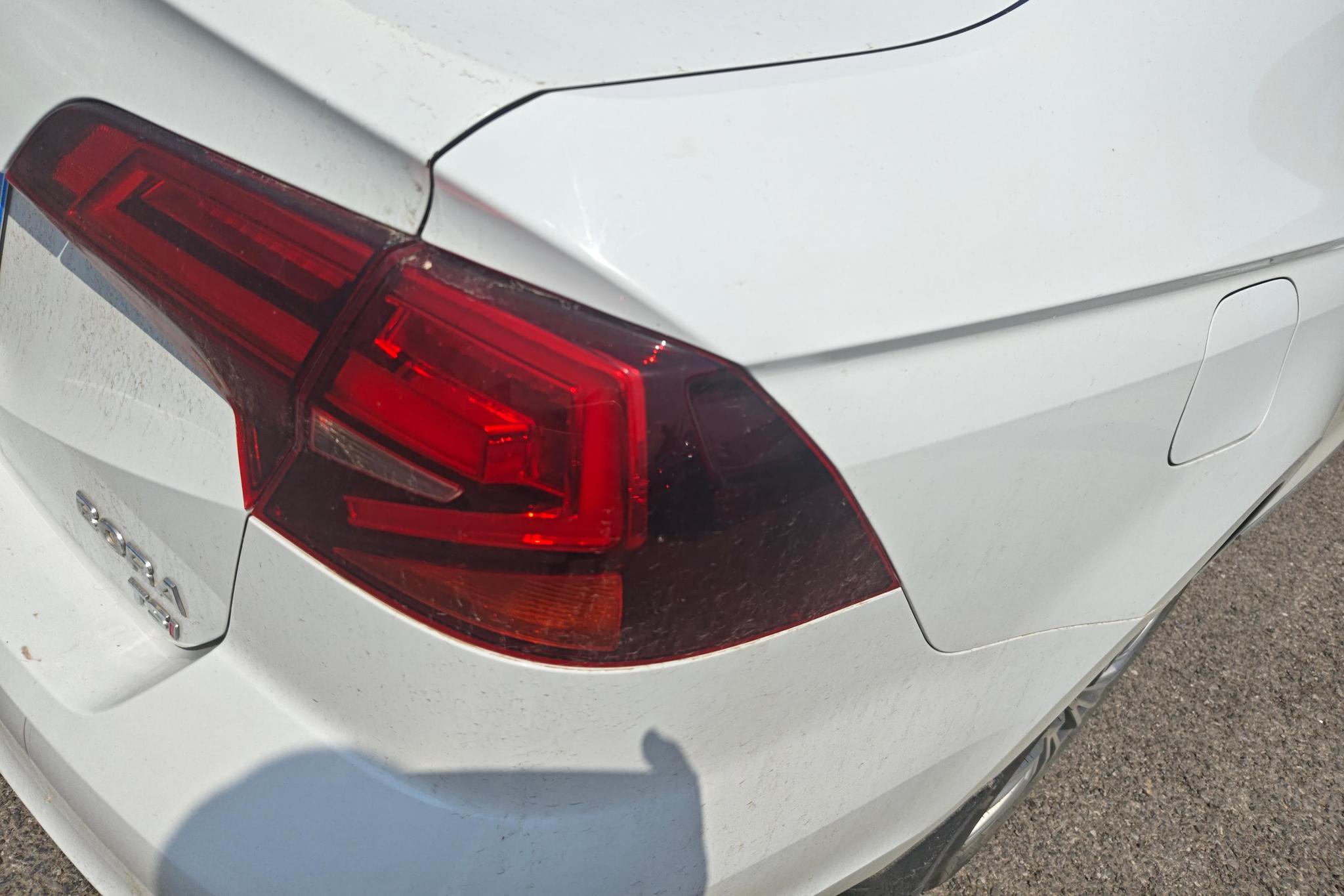 Volkswagen Bora 2016 1.6L AT Luxury