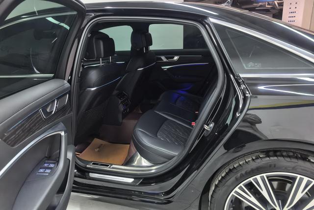 Audi A6L 2025 45 TFSI quattro — фото 16
