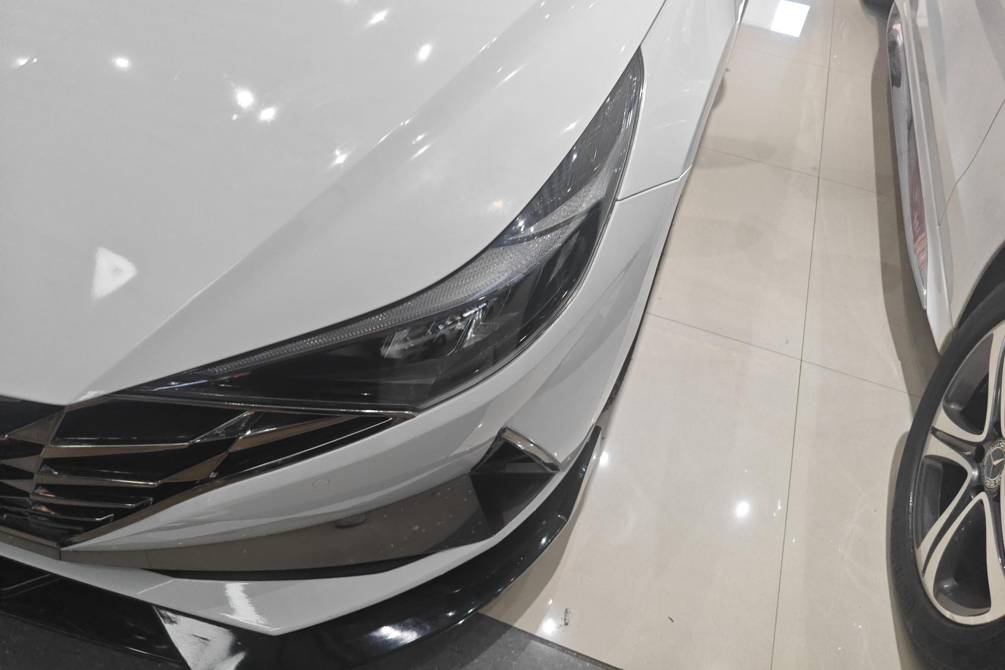 Hyundai Elantra 2021 1.5L CVT GLX Elite