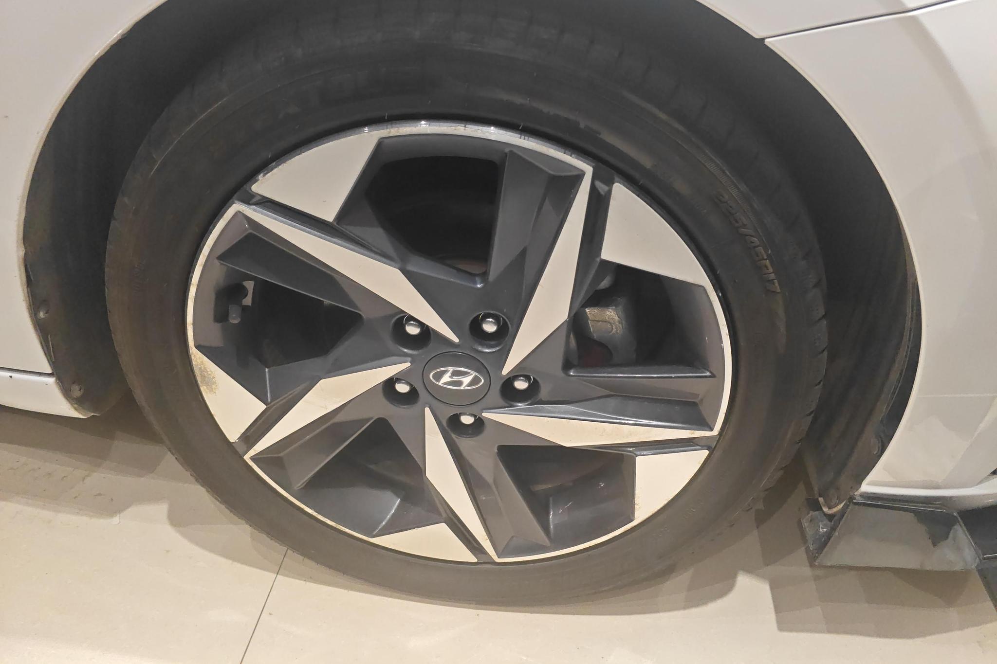 Hyundai Elantra 2021 1.5L CVT GLX Elite