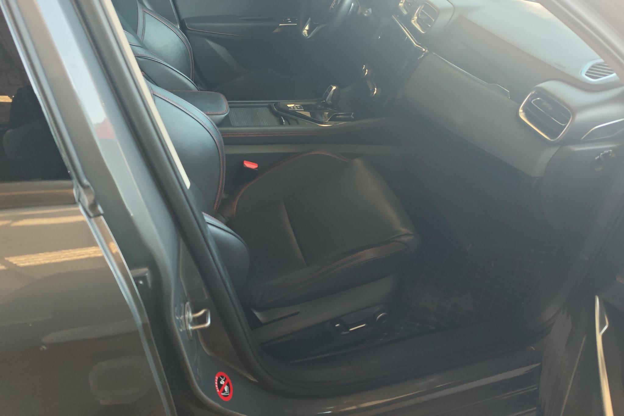 Lynk & Co 02 2018 1.5T DCT Pro V
