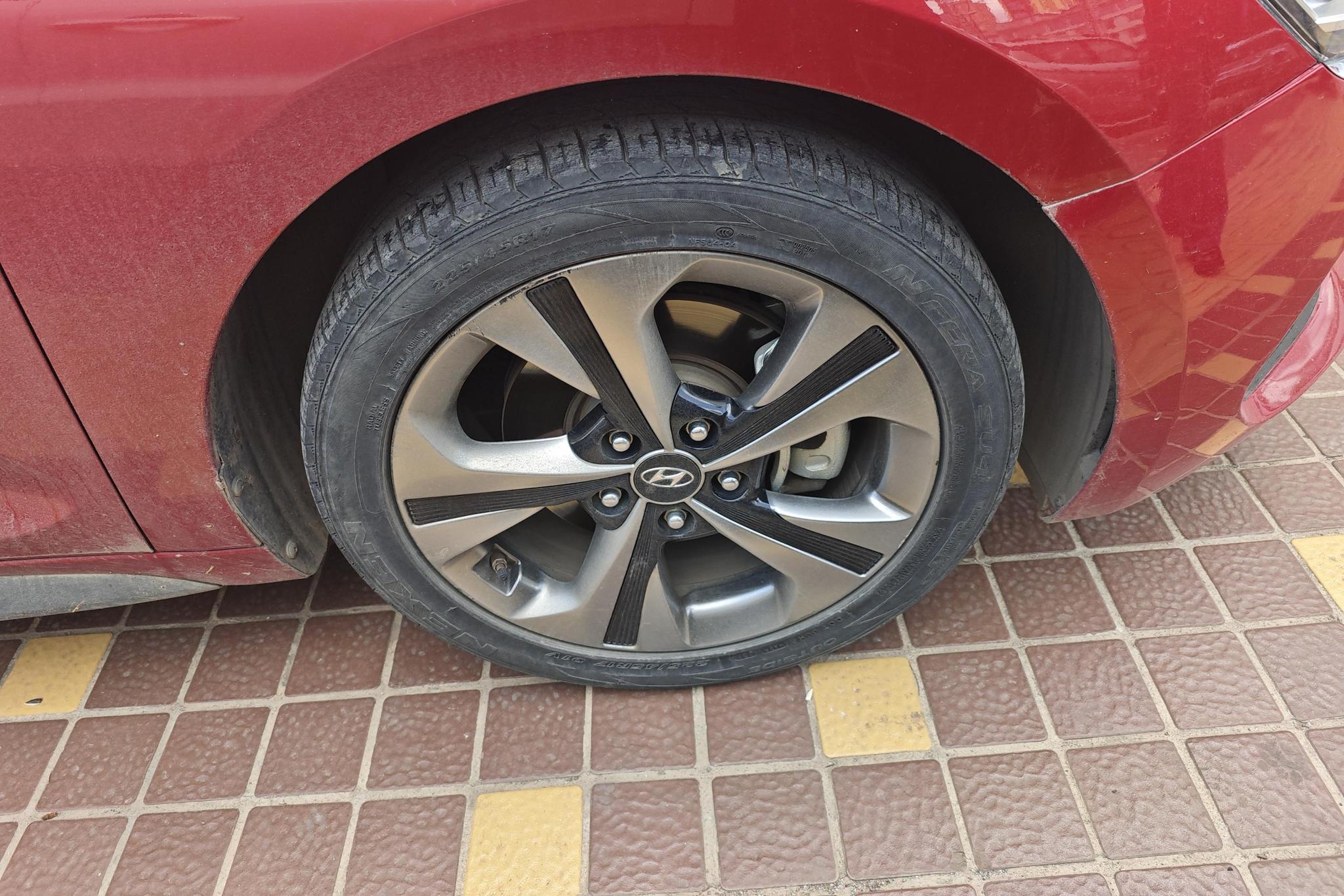 Hyundai Lafesta 2019 280TGDi V