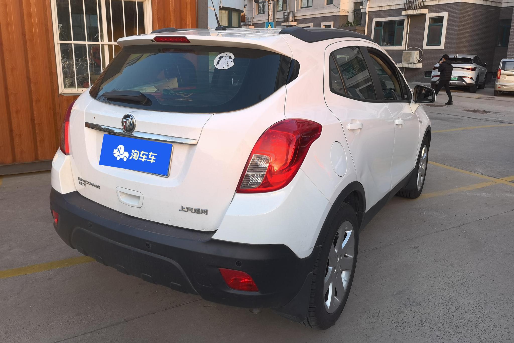 Buick Encore 2015 1.4T AT Elite