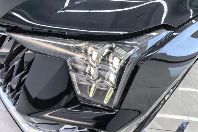 Trumpchi GS8 2022 2.0 TM Hybrid 4 WD 7 — фото 6