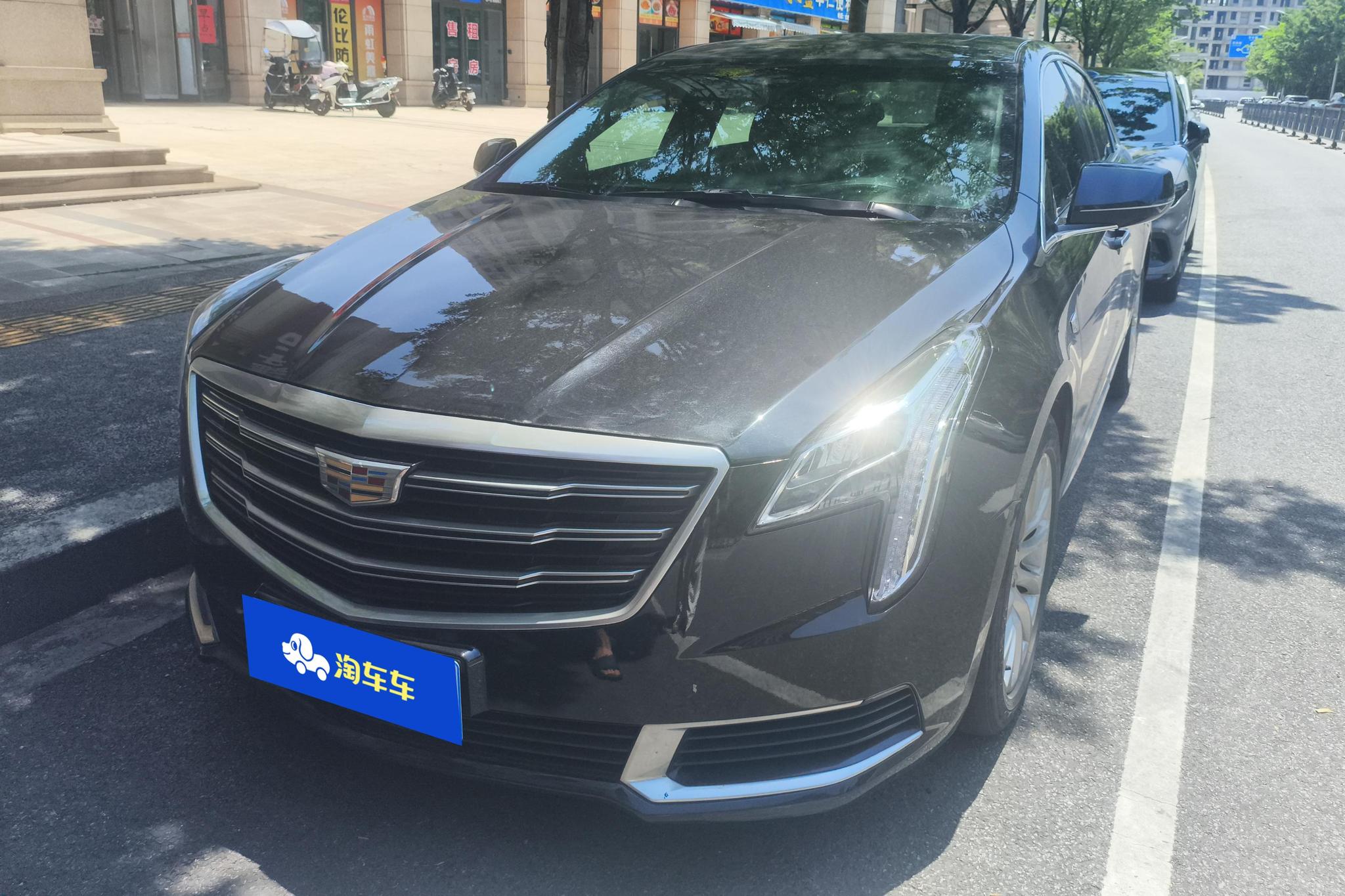 Cadillac XTS 2018 28T