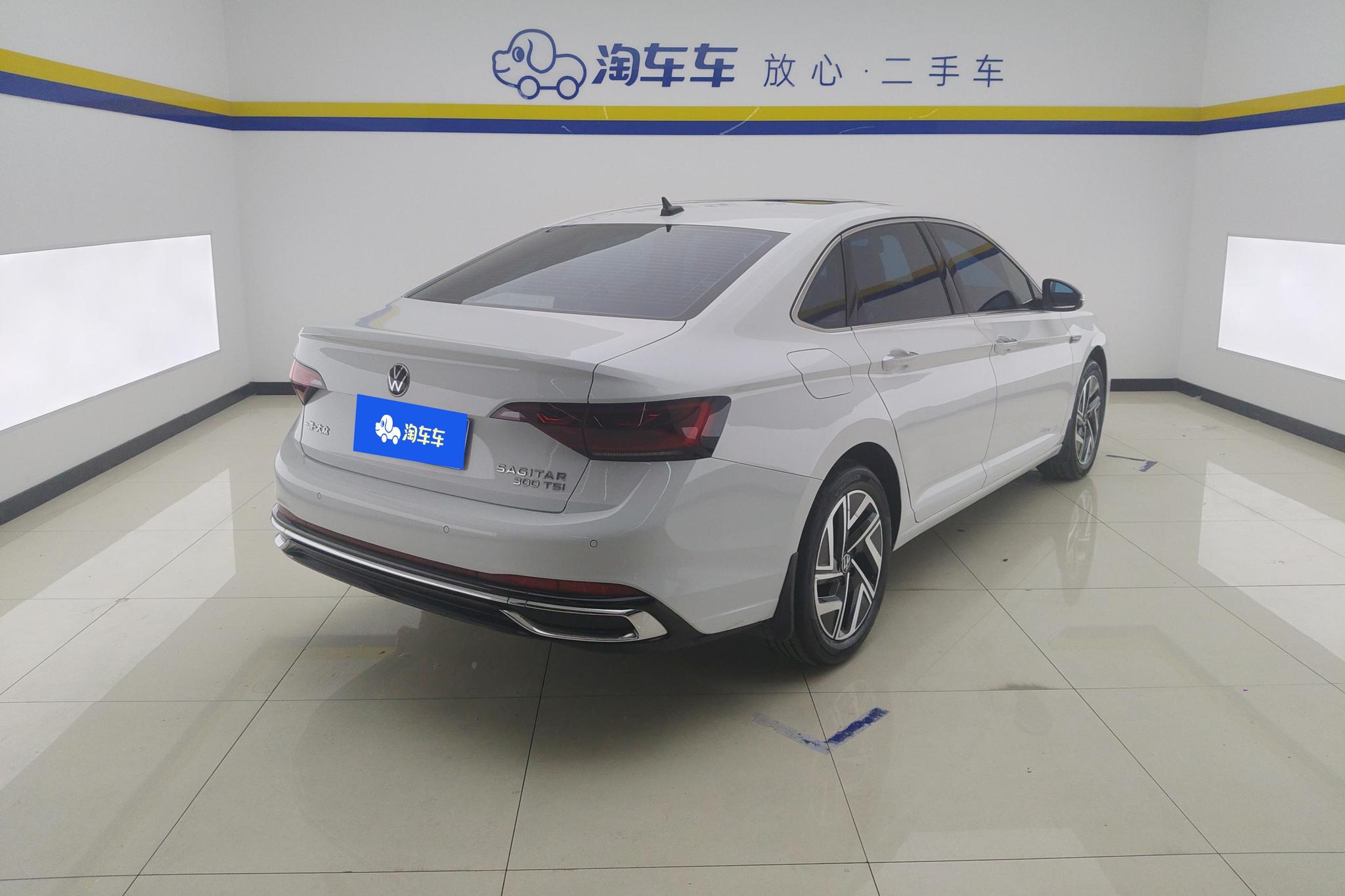 Volkswagen Sagitar 2023 300TSI DSG