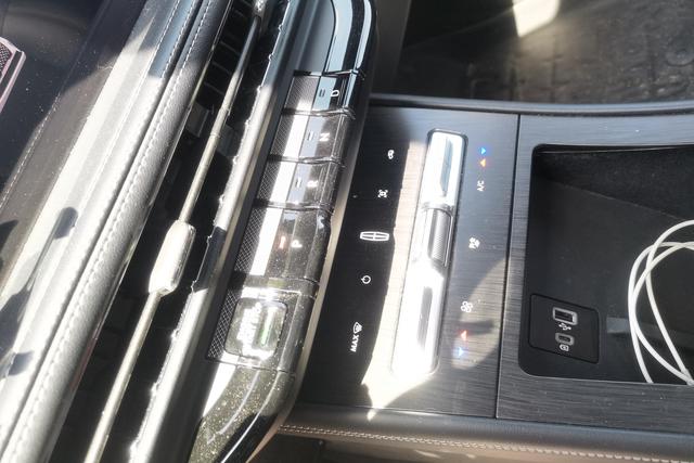 Lincoln Corsair 2024 1.5 T 2 WD Hybrid — фото 15