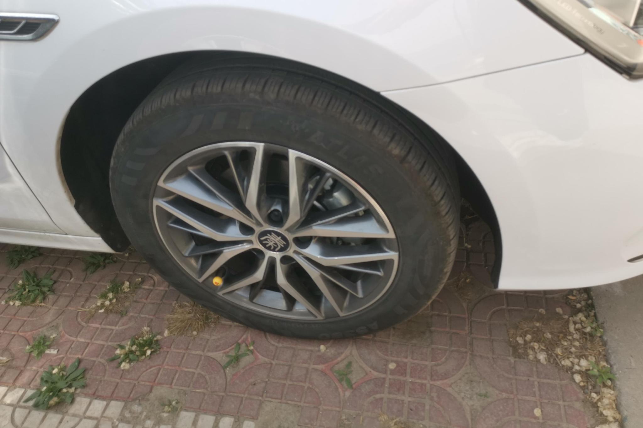 BYD Qin Plus DM-i PLUS DM 2023 DM-i Champion 120KM Lead
