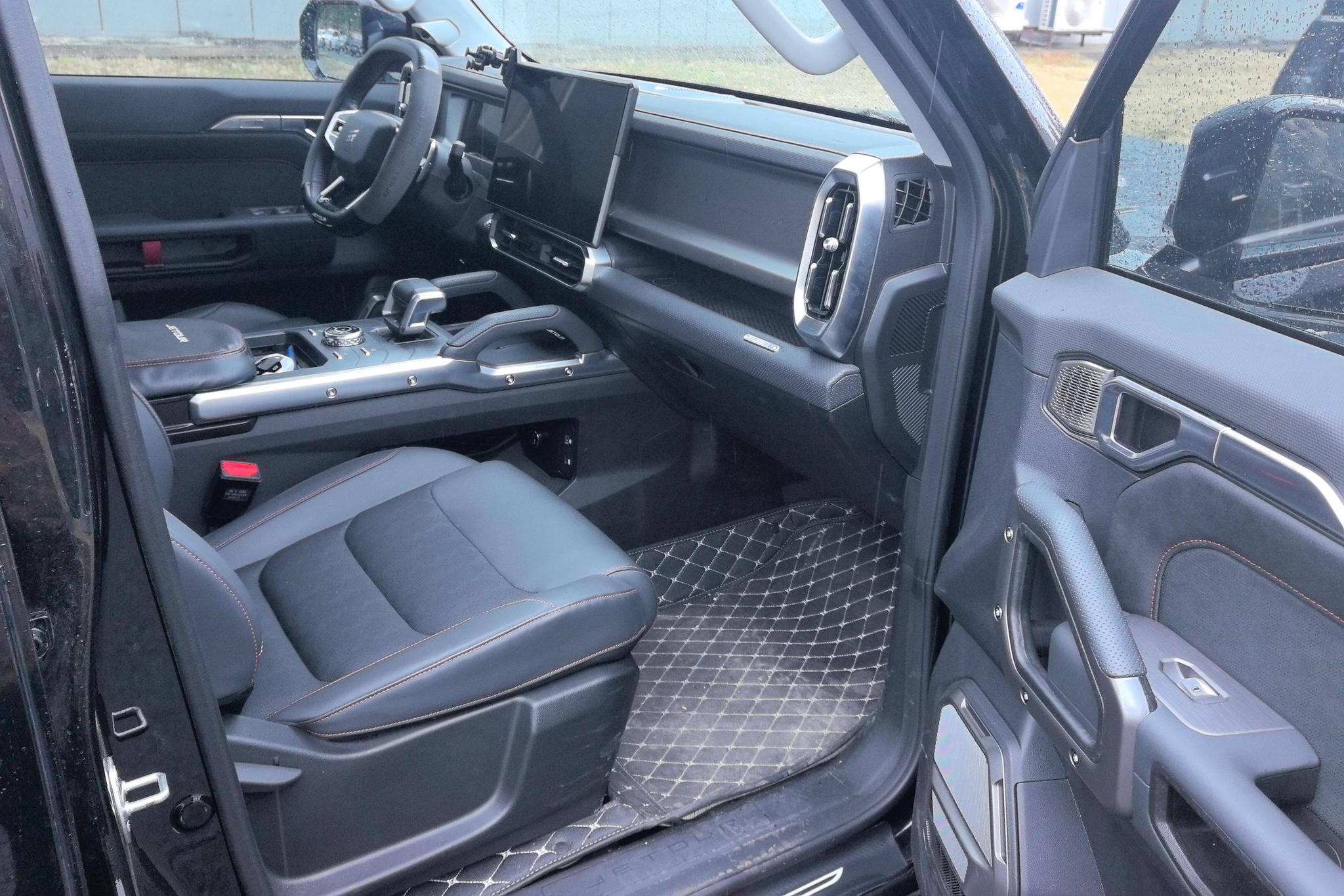 JETOUR Traveller 2023 1.5TD PRO