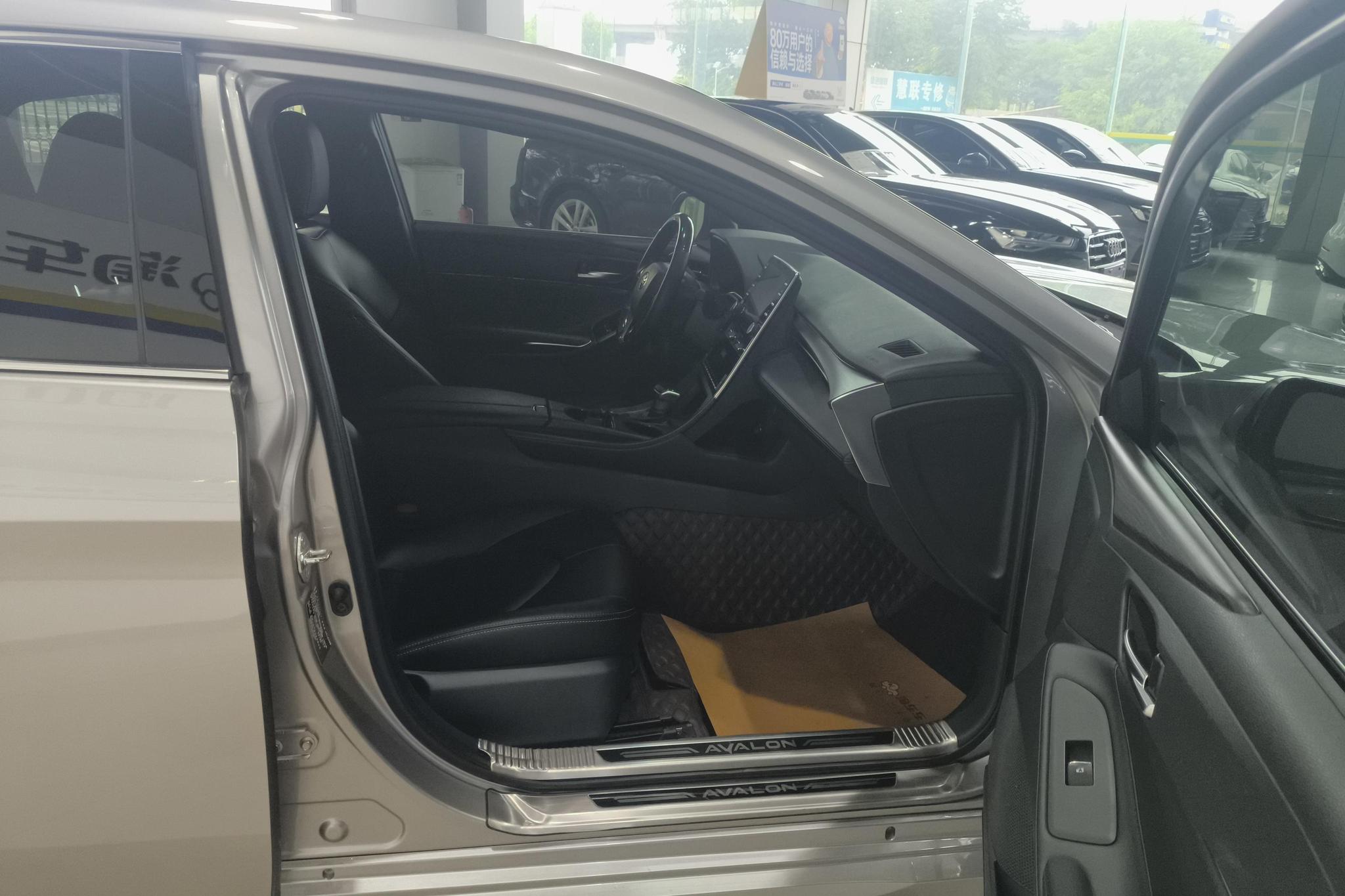 Toyota Avalon 2019 2.0L VI