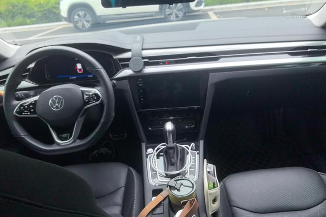 Volkswagen CC 2023 Белый из Китая, фото 6